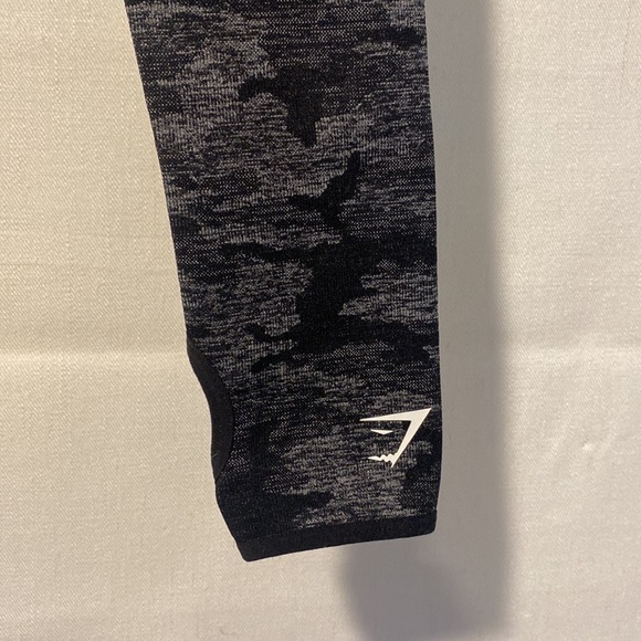 Gymshark adapt long sleeve crop top - Size S - Picture 3 of 5